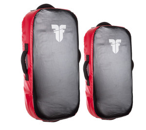FIGHTER MULTI-GRIP STRAIGHT SHIELD - black/red, FKSH-09