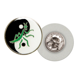 Praying Mantis Yin Yang Pin