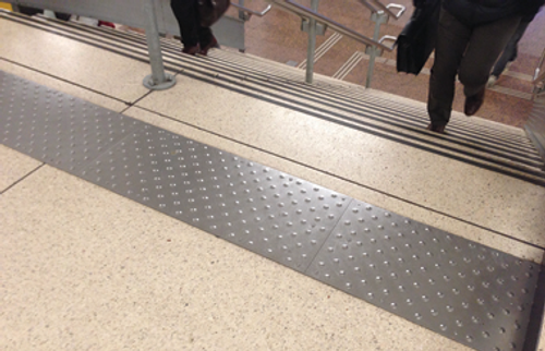 Stainless steel tactile plate combine  high quality finish with high slip resistance properties to provide secure pathways for  people with vision impairment Stainless steel tactile plate combine  high quality finish with high slip resistance properties to provide secure pathways for  people with vision impairment
