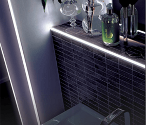 LED Aluminium Square Edge Tile Trim -2.5m LED Aluminium Square Edge Tile Trim -2.5m