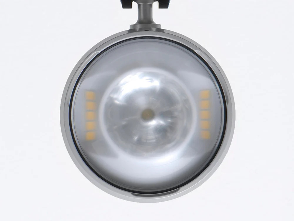 Retra Maxi | Underwater Strobe and Video Light