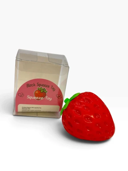 CRUNCHY STRAWBERRY SQUISH TOY