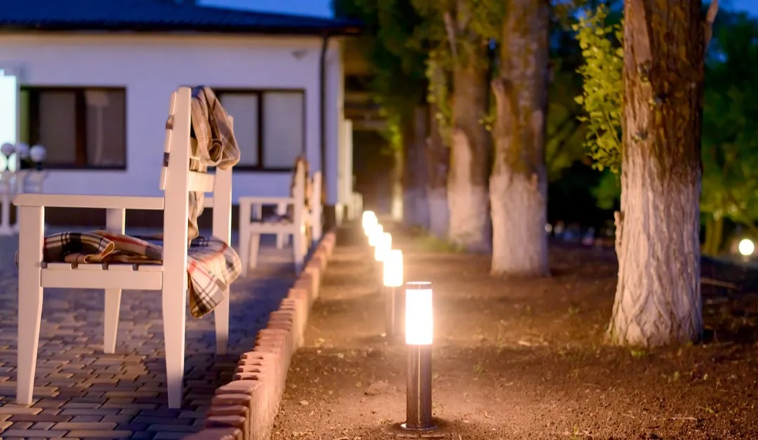 How Long Do Solar Lights Last