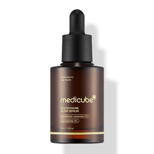 Medicube Glutathione Glow Serum fades dark spots, glows skin