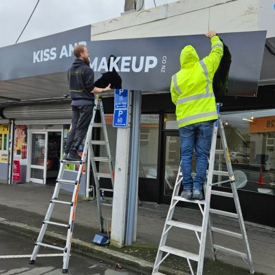 Kiss and Makeup - Upper Hutt, New Zealand