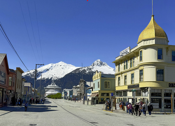 Skagway, Broadway - Postcard