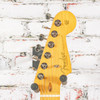 Fender American Professional Classic Stratocaster, Maple Fingerboard, 3-Color Sunburst