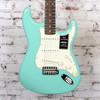 Fender - Vintera III Early '60s Stratocaster - Electric Guitar w/ Rosewood Fingerboard - Seafoam Green - w/ Deluxe Gigbag