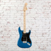 Squier - Affinity Series Stratocaster Electric Guitar w/ Maple Fingerboard - Lake Placid Blue