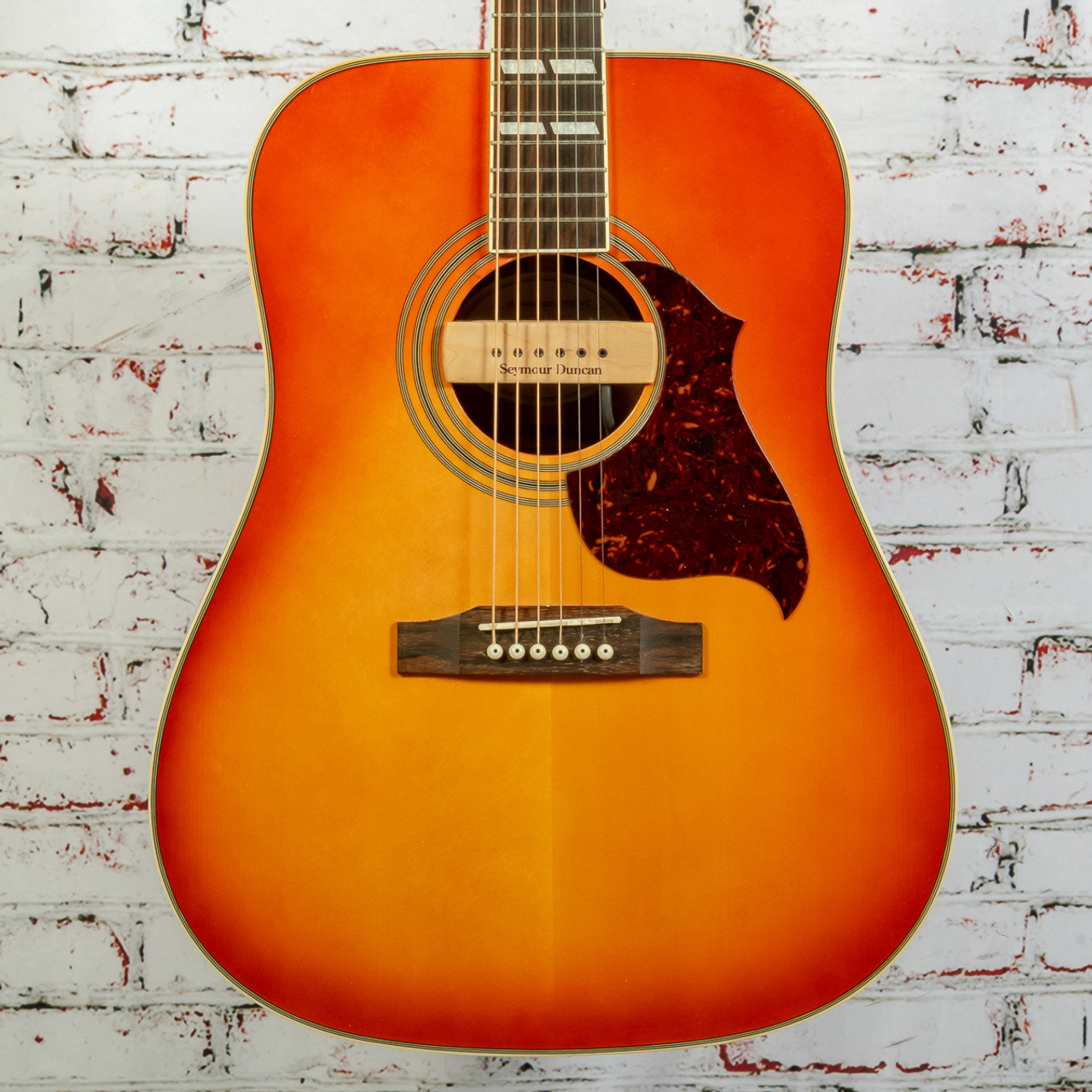 Epiphone   Hummingbird Artist   Dread. Acoustic Guitar w/ Pickup