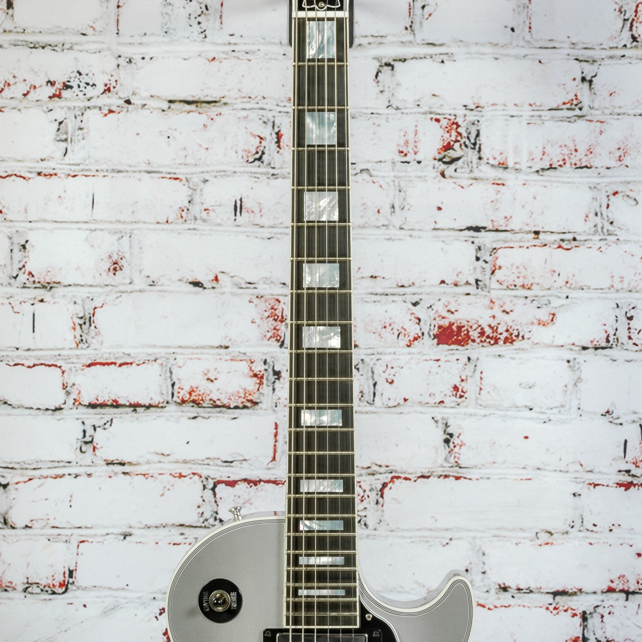 Gibson - Custom Les Paul Custom - Electric Guitar - Ebony Fingerboard -  Silver - w/ Hardshell Case - x1208 (LPC-M2M17724-2)