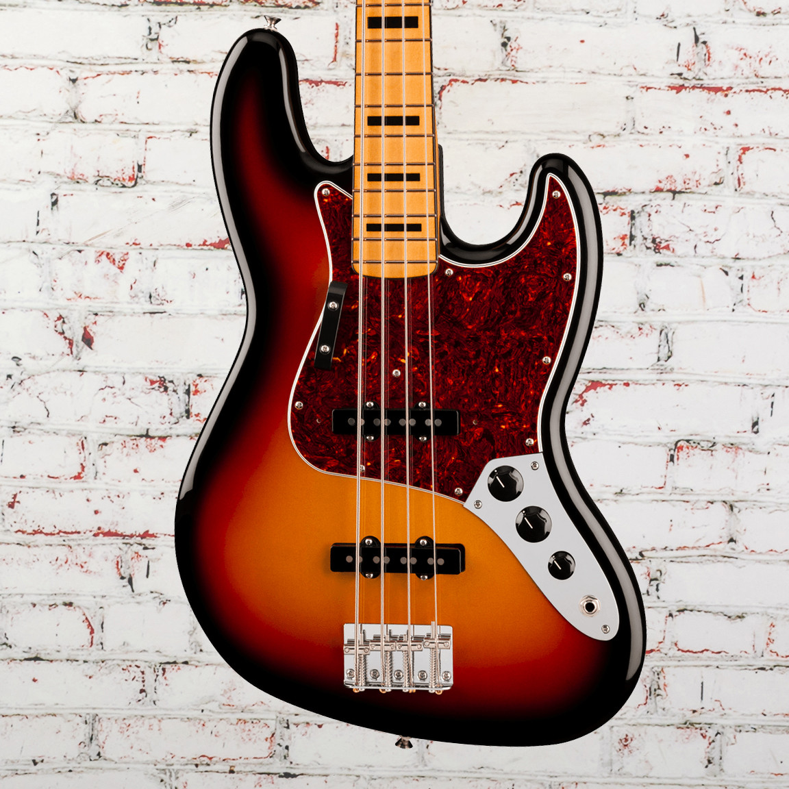 Fender - Vintera III Early '70s Jazz Bass Guitar with Rosewood