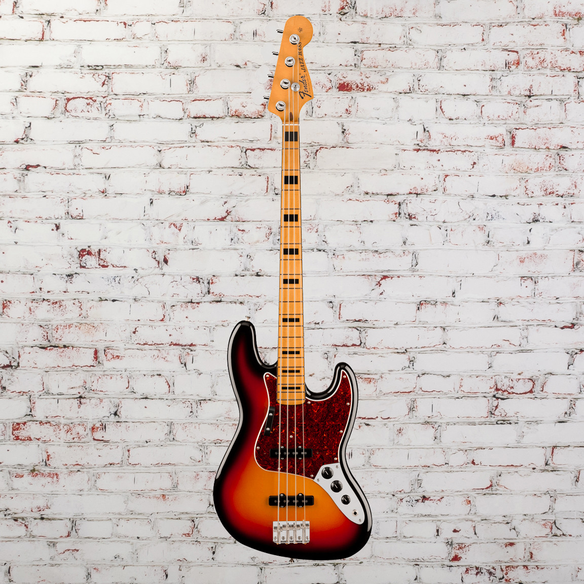 Fender - Vintera III Early '70s Jazz Bass Guitar with Rosewood