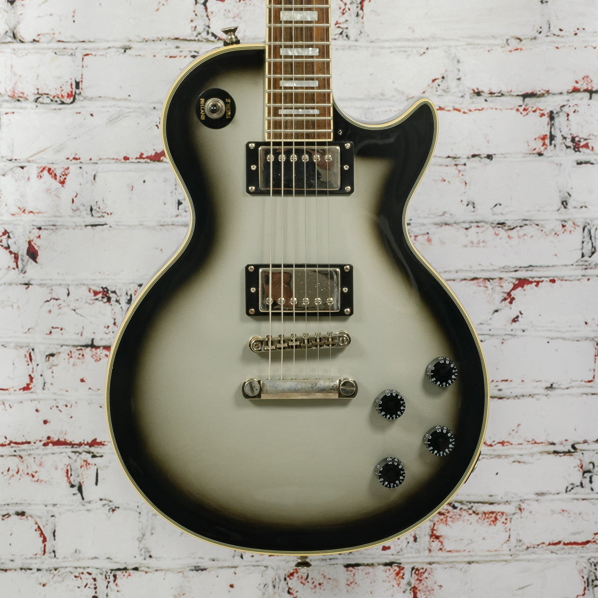 Epiphone - 2011 Les Paul Custom Electric Guitar - Silverburst USED