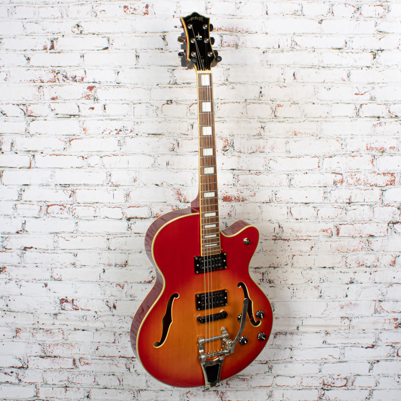 Arbor - AD140 - Hollowbody Electric Guitar - Cherry Red Sunburst