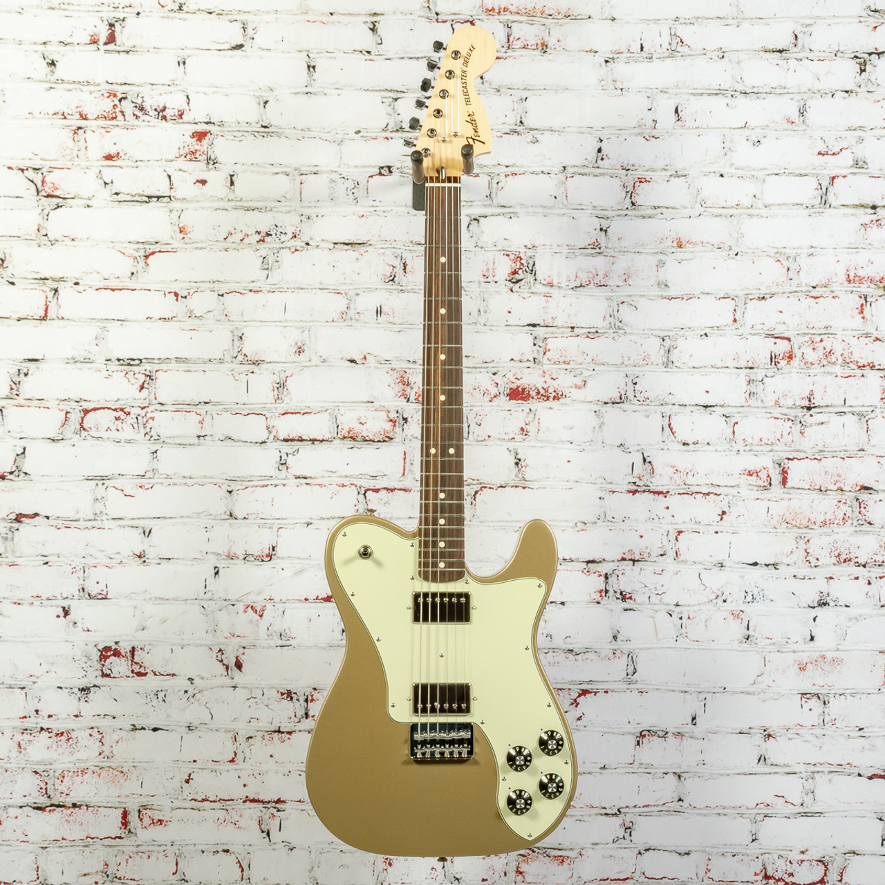 Fender Chris Shiflett TelecasterÂ® Deluxe Electric Guitar, Rosewood  Fingerboard, Shoreline Gold