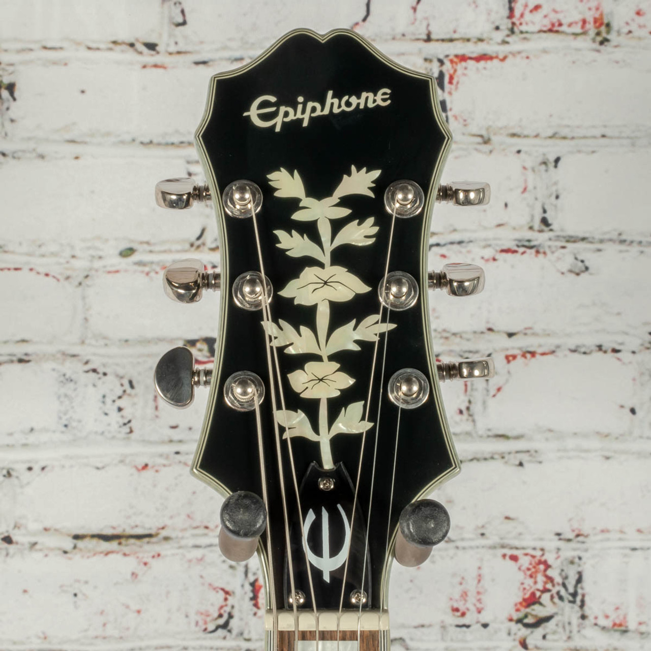 Epiphone Emperor Swingster In Black Aged Gloss Epiphone Emperor Swingster In Black Aged Gloss