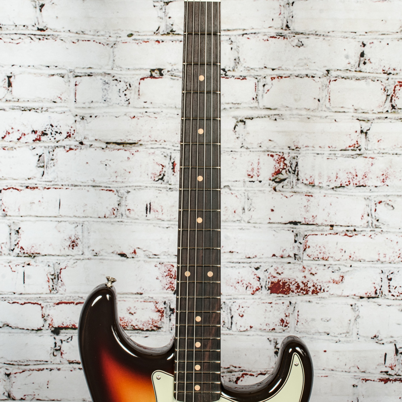 Fender - NOS Vintage Custom 1959 - Stratocaster® Electric Guitar - Rosewood  Fingerboard - Chocolate 3-Color Sunburst - w/ Deluxe Hardshell Case -