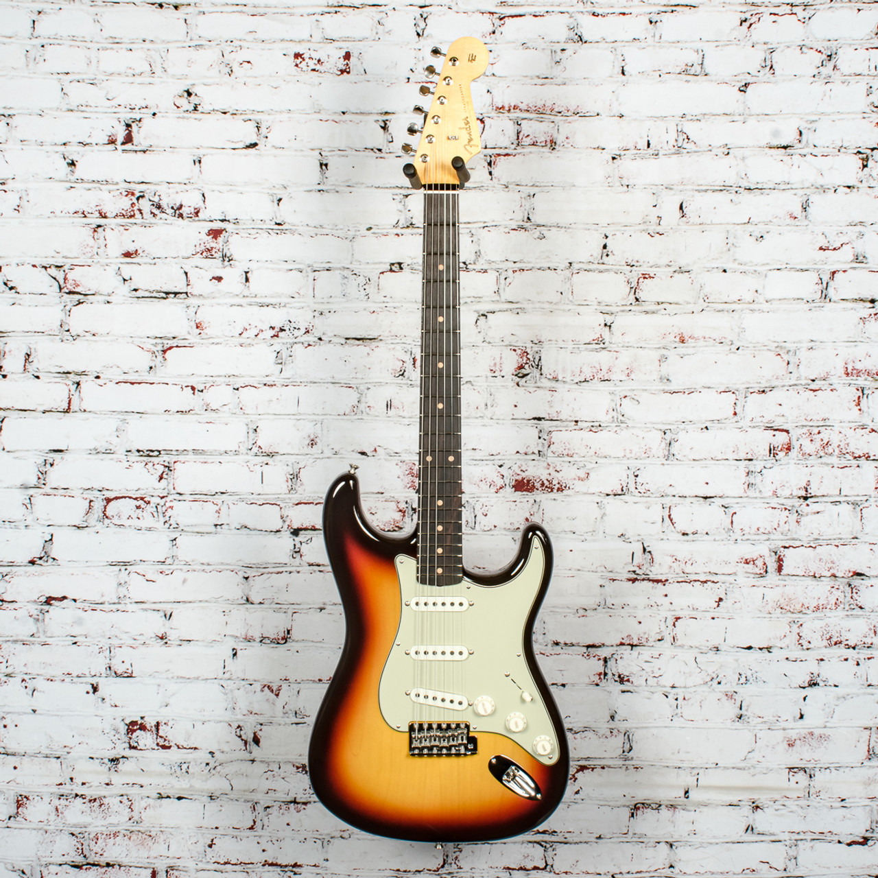 Fender - NOS Vintage Custom 1959 - Stratocaster® Electric Guitar - Rosewood  Fingerboard - Chocolate 3-Color Sunburst - w/ Deluxe Hardshell Case -