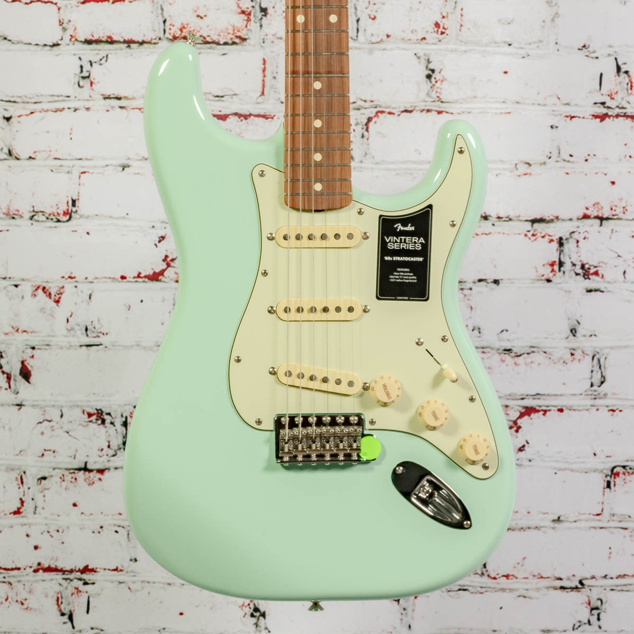 vintera 60s stratocaster surf green