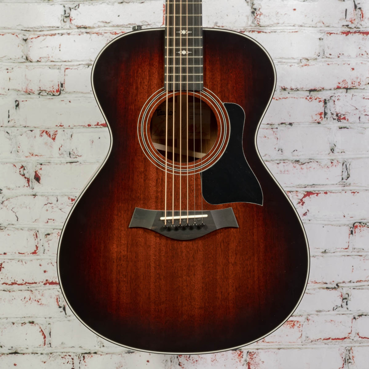 taylor 322e acoustic guitar