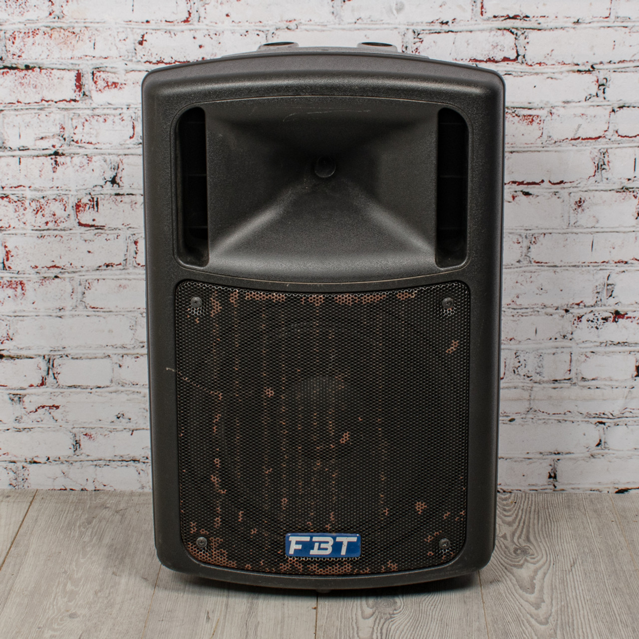 fbt maxx 4a powered speakers