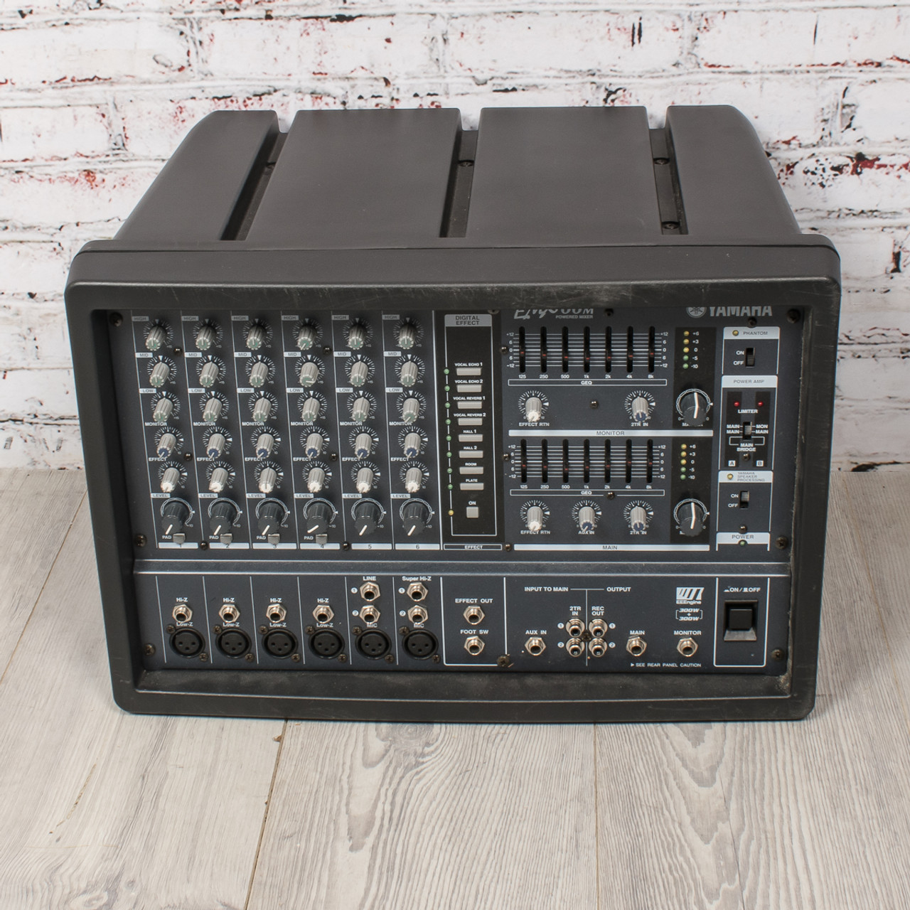 ヤマハ EMX62M 6ch パワードミキサー中古+secpp.com.br