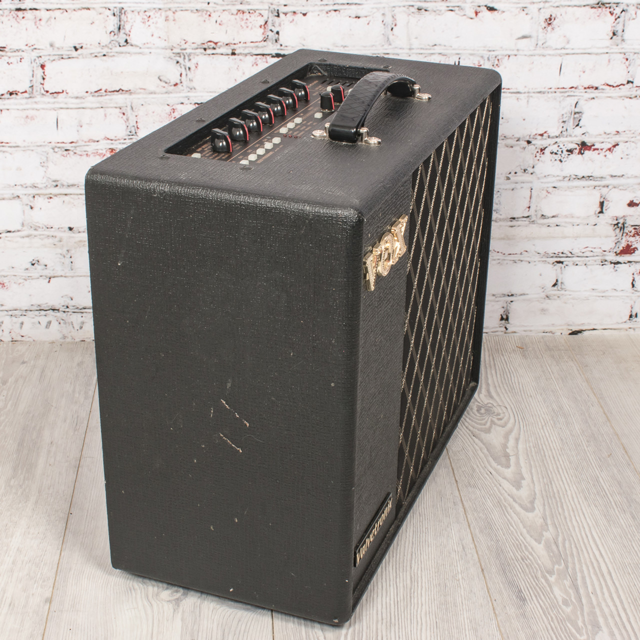 Vox VT40X Guitar Combo Amp w/ Power Supply (USED)