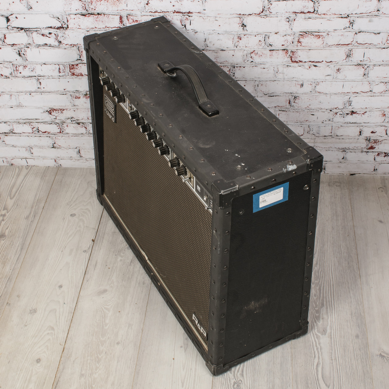 Roland - JC-120 - Vintage Jazz Chorus Solid-State Combo Amplifier - R&P  Edition - 2x12 - x0457 (USED)