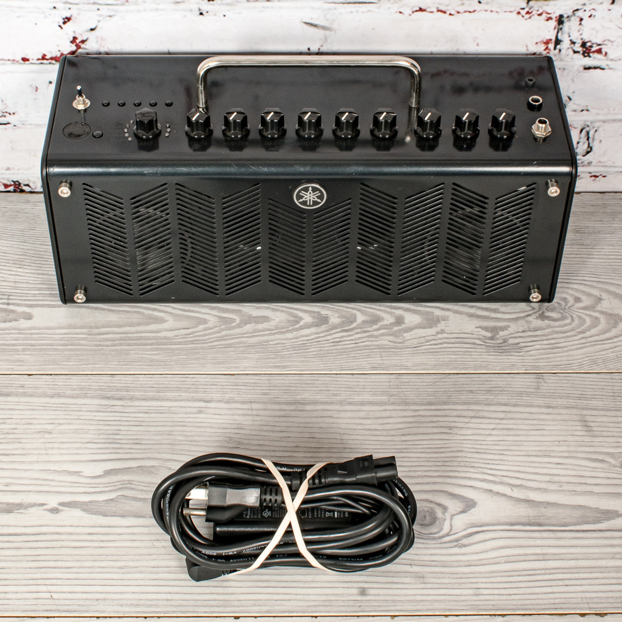 Yamaha THR10C - 10w 2x3.15