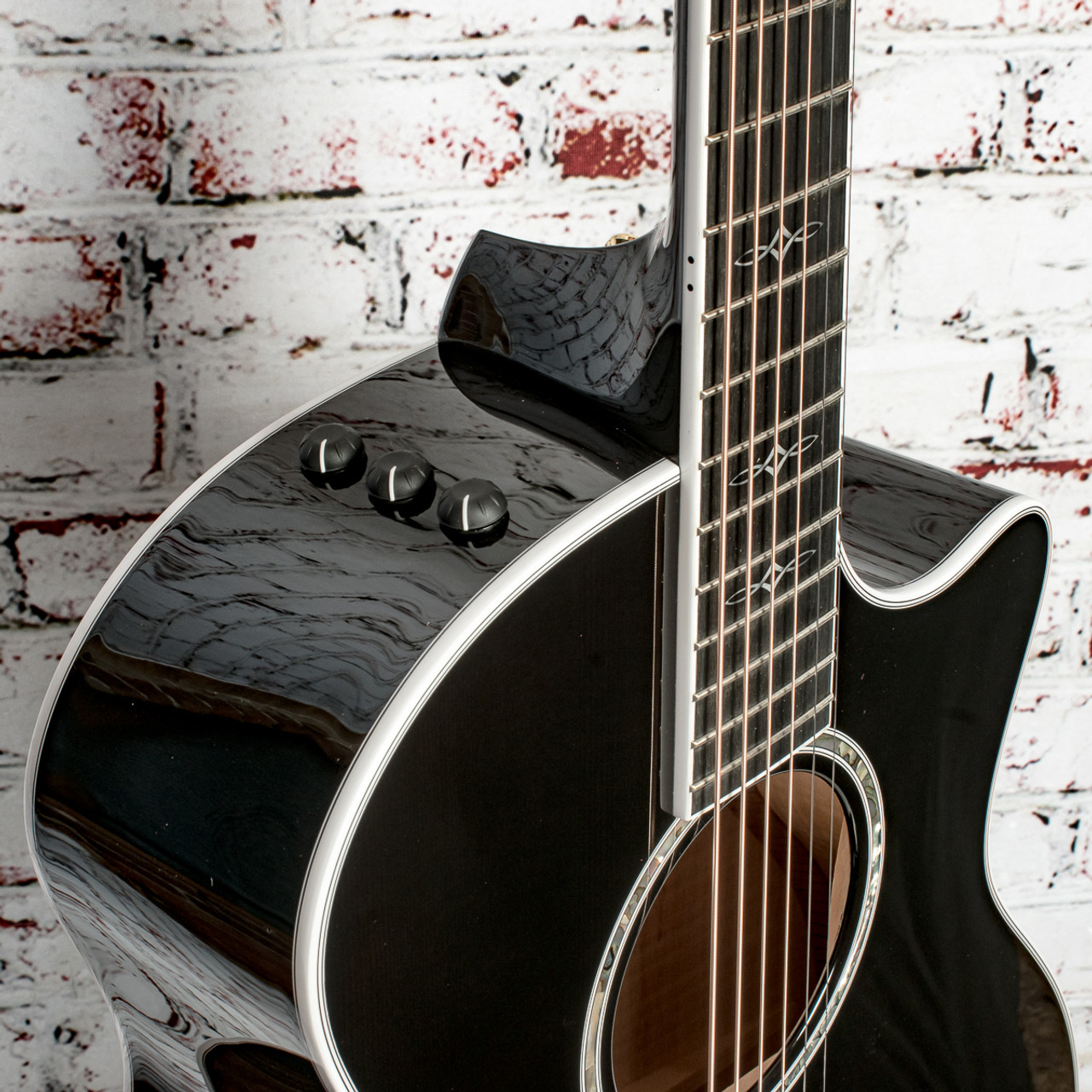 taylor acoustic guitar black