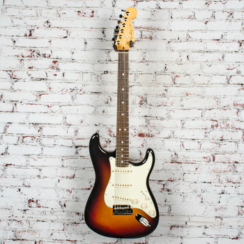 Fender 2022 American Ultra Stratocaster Electric Guitar, Ultraburst w/ Original Case x7694 (USED)