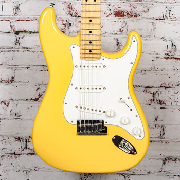 Fender - Custom Deluxe Stratocaster - 2010 Custom Shop USA Strat, Yellow w/ OHSC