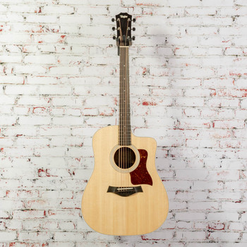 Taylor 210ce Dreadnaught Acoustic-Electric Guitar