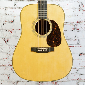 Martin HD-28E - Acoustic Electric Guitar with LR Baggs Anthem - Natural - x2777