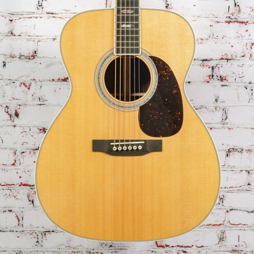 Martin - 2025 J40 - Acoustic Guitar - Natural Aging Toner - w/ Hardshell Case - x9224
