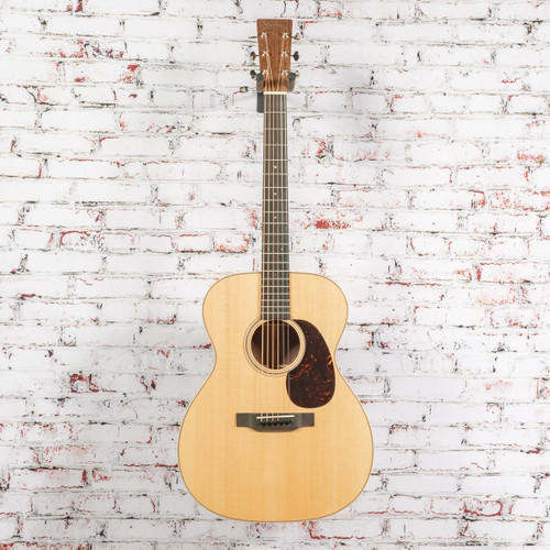 Martin - Custom Shop 000-Size 14-Fret 18-Style - Acoustic Guitar - Spruce/Black Walnut - Natural - w/ Hardshell Case - x1498