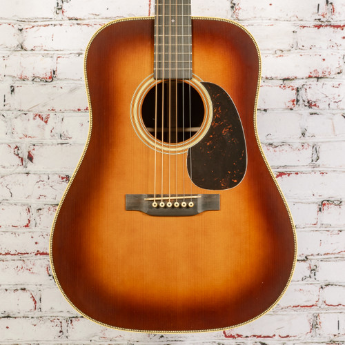 Martin - D-28 Custom Shop 1937 - Acoustic Guitar - Stage 1 Ambertone - w/ Hardshell Case - x3459
