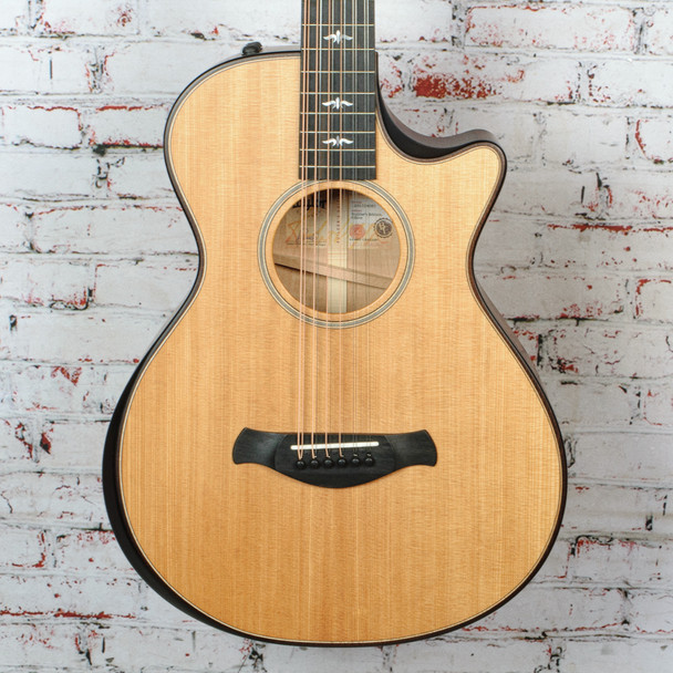 USED Taylor Builder's Edition 652ce,12 String Nat Top ,V-Class Bracing Acoustic/Electric Guitar w/Case