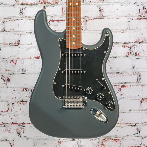 Fender - 2005 MIM Standard Stratocaster Electric Guitar - Satin Gunmetal Blue - w/Bag - x5920 - NOS