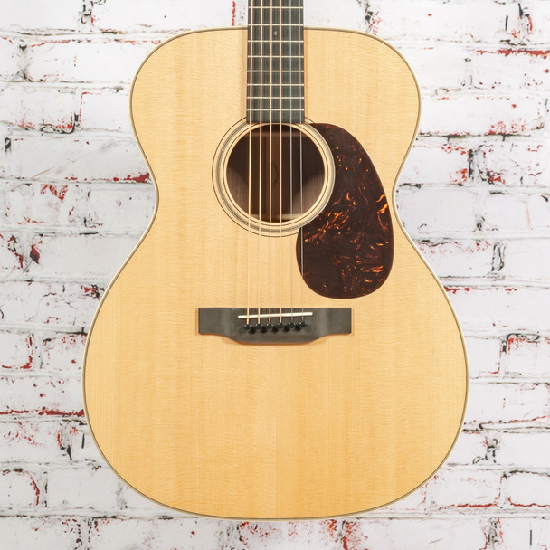 Martin - Custom Shop 000-Size 14-Fret 18-Style - Acoustic Guitar - Spruce/Black Walnut - Natural - w/ Hardshell Case - x1498