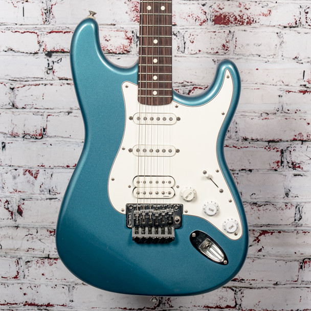 Fender 1995 Ritchie Sambora Stratocaster Electric Guitar, Lake Placid Blue x0849 (USED)