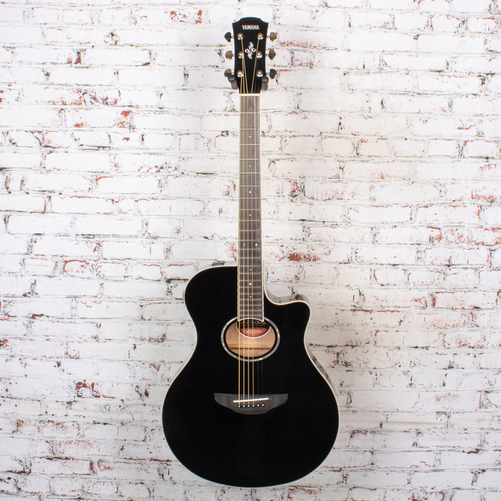 Yamaha APX600 Thinline Cutaway Acoustic-Electric Guitar - Black