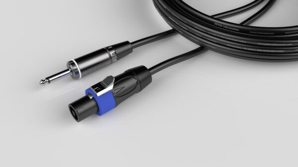 Gator Composer Series 3 Foot TSTo Twist Lock Speaker Connector Speaker Cable