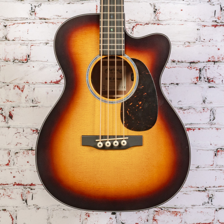 Martin - 000C Jr-E Bass - Acoustic-Electric Bass Guitar - Satin - Burst - w/ Gigbag