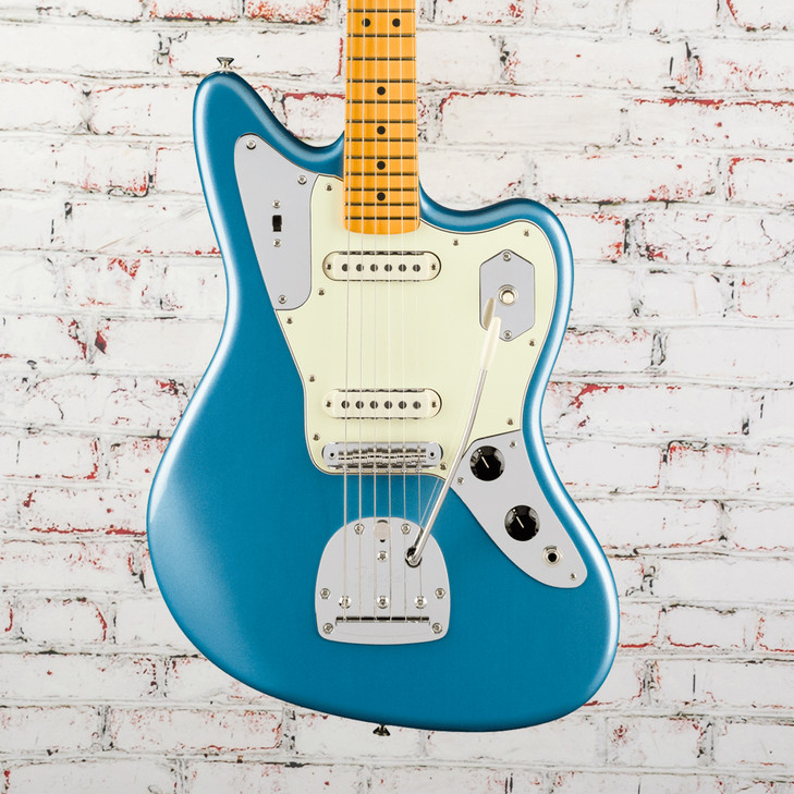 Fender American Professional Classic Jaguar, Maple Fingerboard, Faded Lake Placid Blue