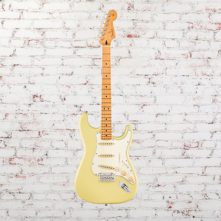 Fender Player II Stratocaster, Maple Fingerboard, Hialeah Yellow