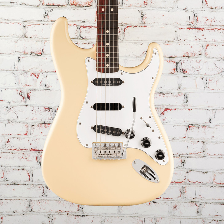 Fender Ritchie Blackmore Stratocaster, Scalloped Rosewood Fingerboard, Olympic White