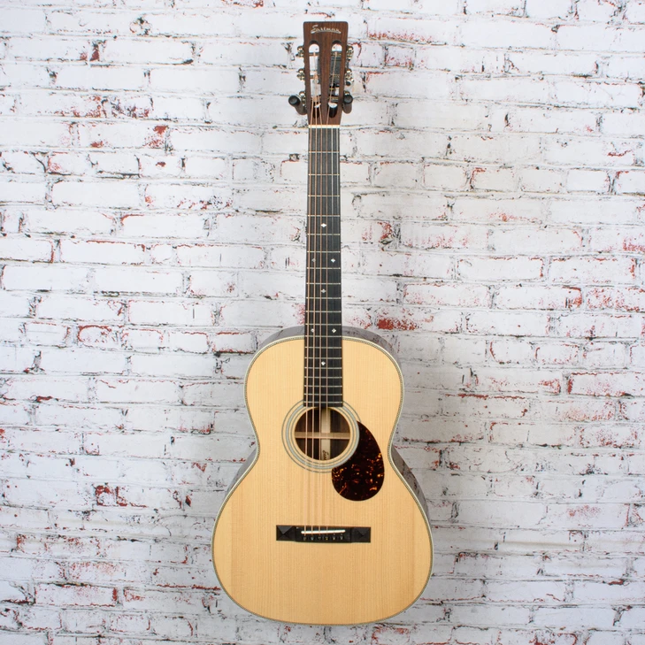 Eastman - E20OO-TC Acoustic Guitar Natural w/OHSC USED