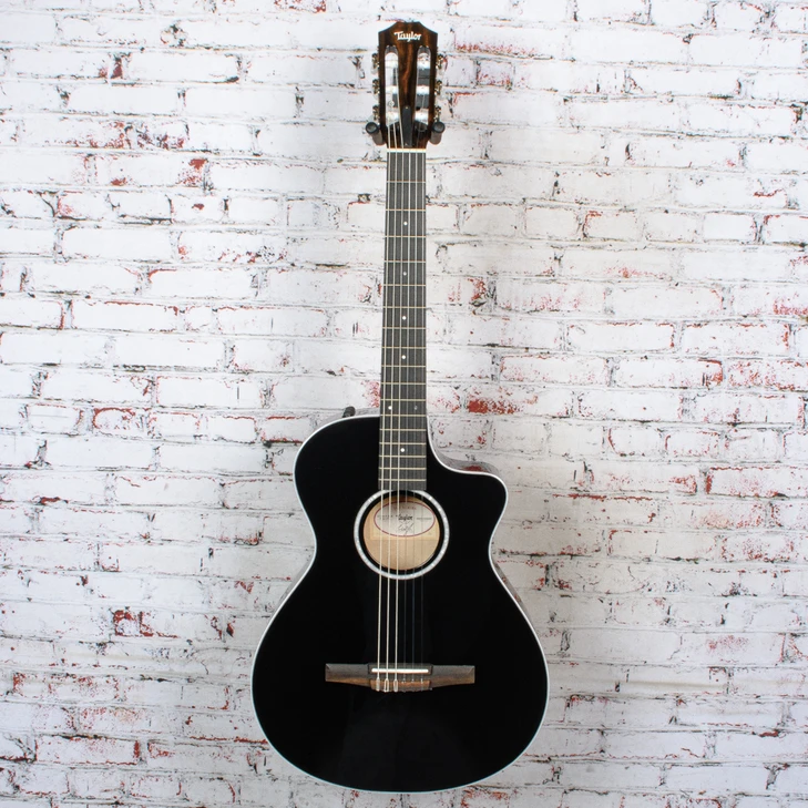 Taylor 2024 212ce N-Plus Nylon Electric Acoustic Guitar Black w/Bag USED